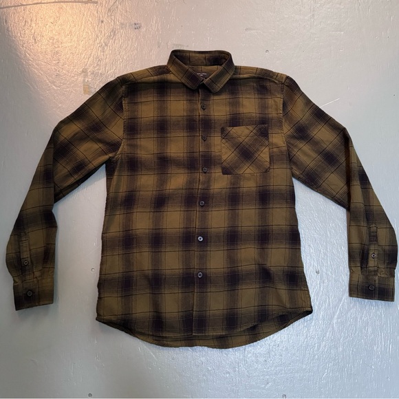 Long Sleeve Plaid Shirt - Picture 2 of 3